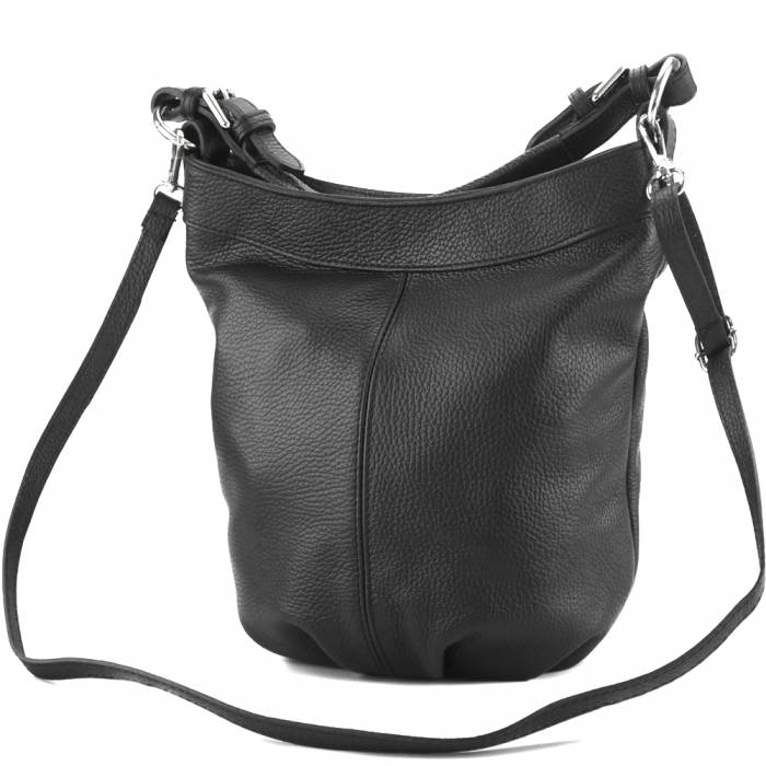 a black and white photo of a purse 